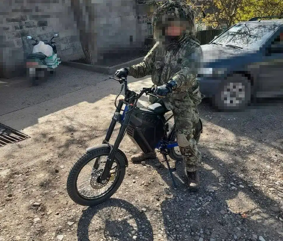 The ELEEK Atom Military electronic motorbike