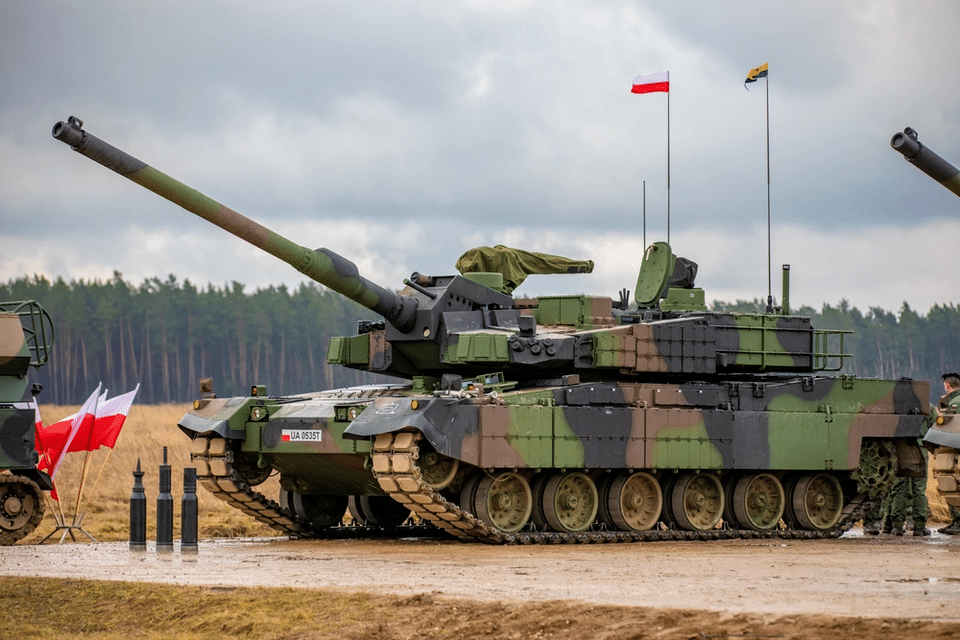 Poland signed a historic framework agreement with Hyundai Rotem in July 2022 for the acquisition of 1,000 K2 Black Panther tanks by 2034.